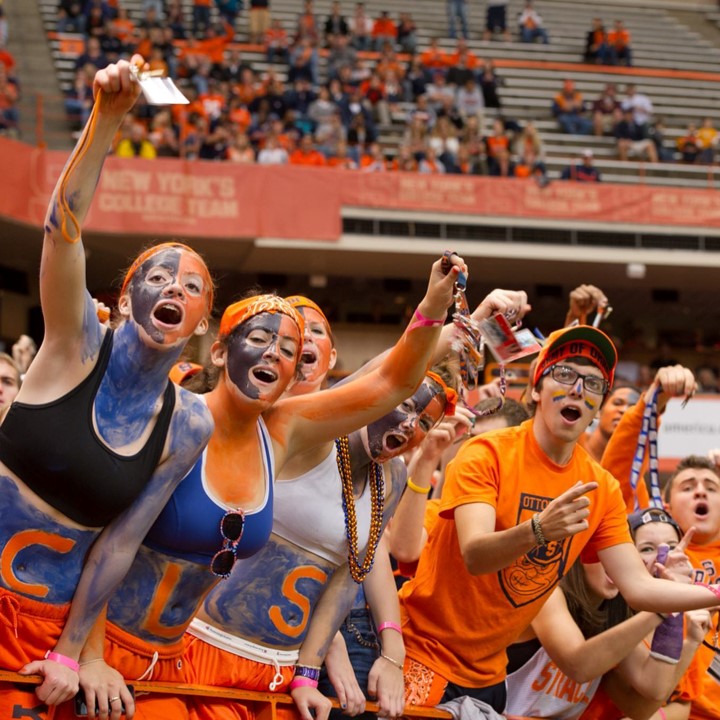 Syracuse University-USA